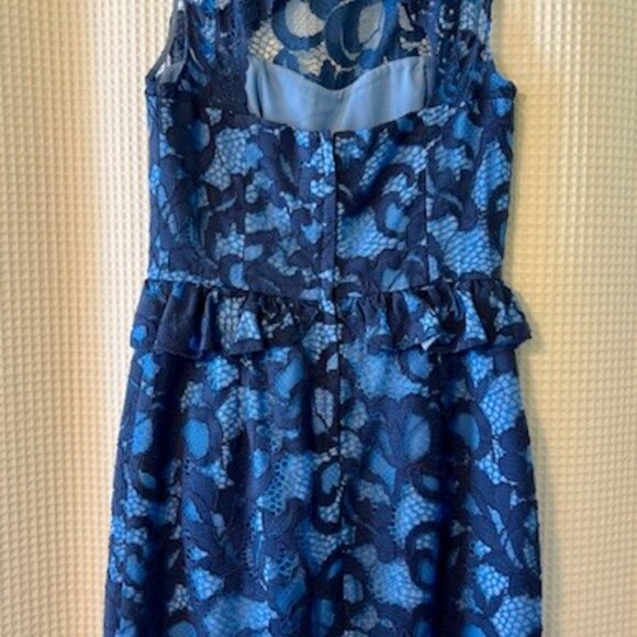 Lilly Pulitzer Kiri Dress Blue Lace Peplum Size 6 - Picture 3 of 7